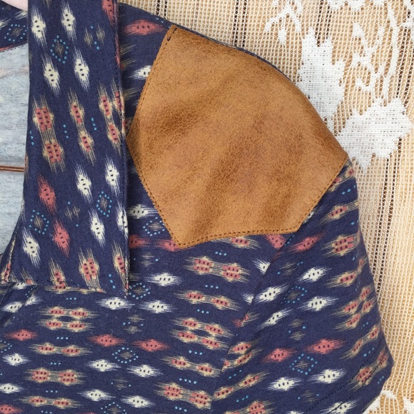 Cache Cache Vintage Inspired Top - Picture 3 of 6